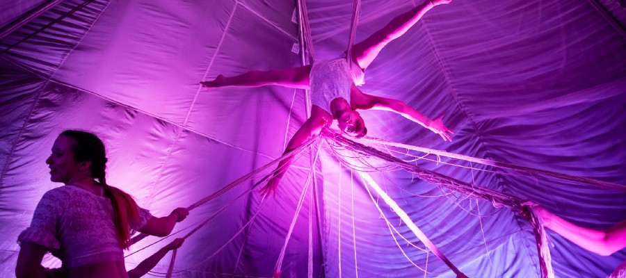 LiveArtAlive's tweet photo. Lucky to see #BraveSpace @aloft_circusart last night. Spellbinding immersive circus event where the tent is built around you and the performers are up close. An incredible experience of trust and cooperation between performers and audience. Go see @The_Lowry https://t.co/pDWJhnmhk4