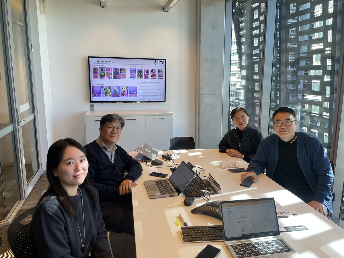 ARCNICEHUB's tweet photo. Today, we had a productive progress meeting with Origin Water, our valued industry partner in the ARC NiCE Hub. It was a pleasure to share our research findings and discuss future research collaboration.  @arc_gov_au https://t.co/eT6Ypz66hi