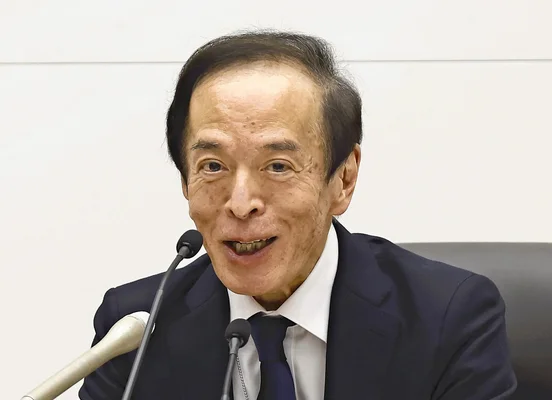PropTrader88's tweet photo. 「問題：金融機関と住宅ローンに配慮するため金利を上げないで、円安を止める方法を考えよ。ただしインフレ2％を維持したまま実質賃金も上げること。また長期金利のボラティリティを上げた場合不正解とする」 https://t.co/qXdXlgxenn