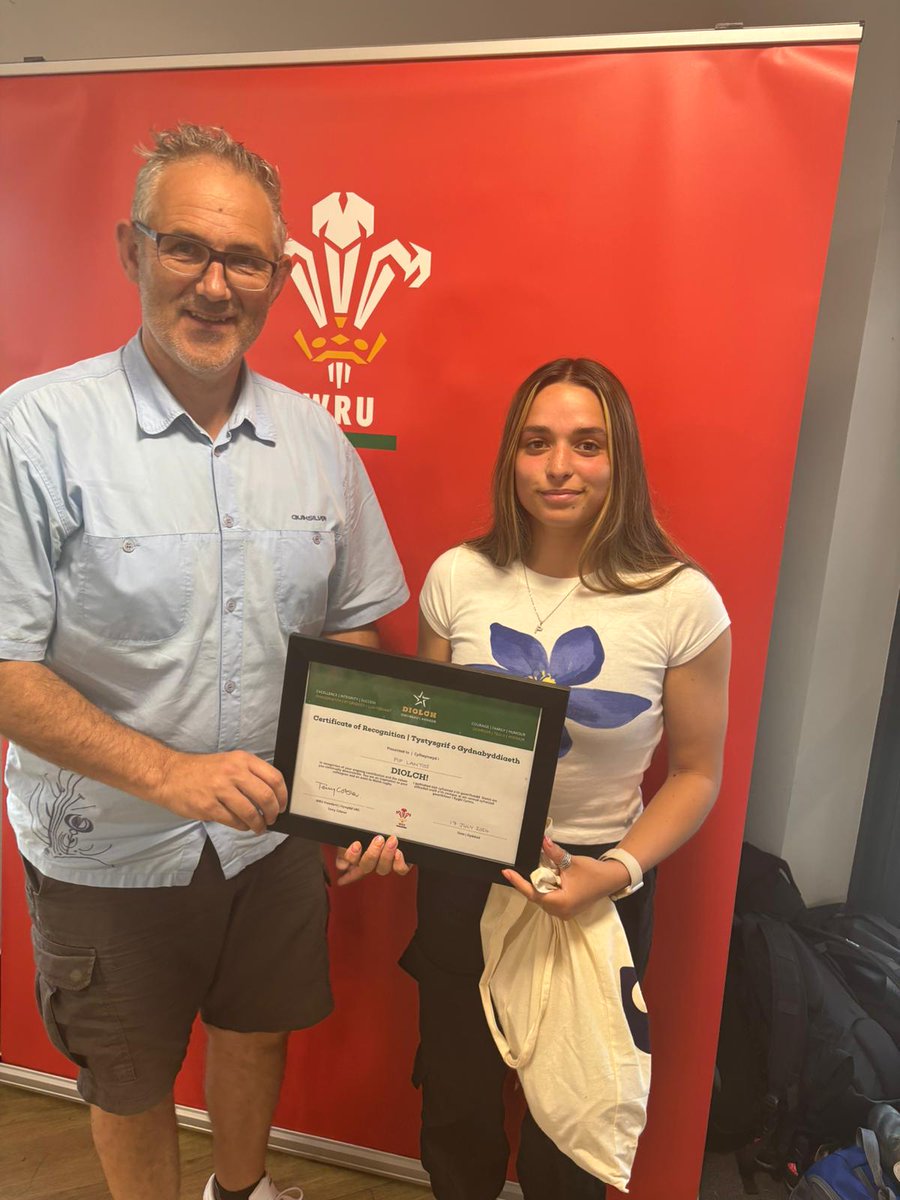 WRU Community - Wrth galon y genedl tweet media