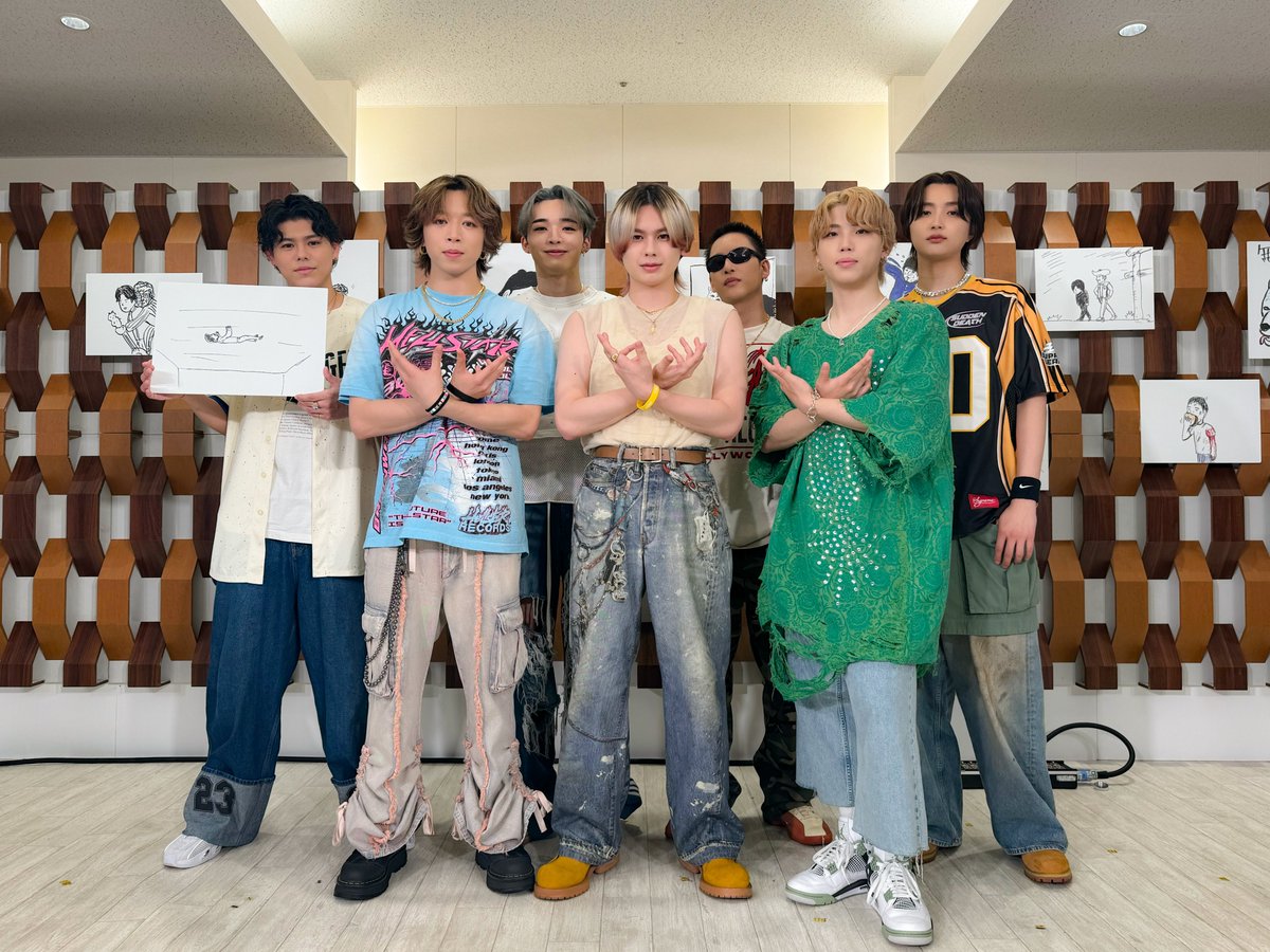 BEFIRSTofficial's tweet photo. 2024.07.19
バズリズム LIVE -10th Anniversary-
@BUZZRHYTHM_NTV

🎧SETLIST PLAYLIST
https://t.co/elvAcO81Wu

#バズリズム
#バズライブ10th
#BEFIRST https://t.co/hIXAEM5Uyl