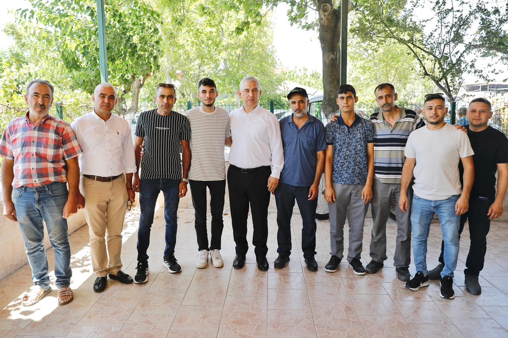 profdrtcelik's tweet photo. Gaziosmanpaşa Mahalle Muhtarlığı ve mahalle sakinlerimizin düzenlemiş olduğu aşure hayrının ardından Sanayi Sitesi Camii’nde Çoban ailesinin düzenlediği hayıra katıldık. 

Yapılan tüm hayırların kabul edilmesi dileğiyle. https://t.co/vQwwLijQHc