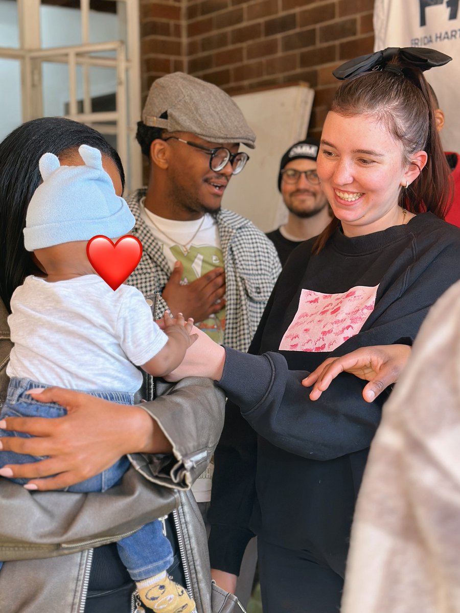 omm_social's tweet photo. Today, Team OMM celebrated #NelsonMandelaDay by dedicating our 67 minutes to the incredible Frida Hartley Shelter for Homeless women and children 🤍 https://t.co/idJ6bvRIEj