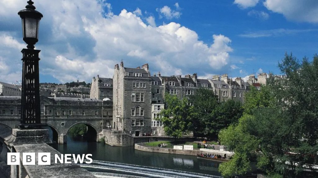 ALLTHESWNEWS's tweet photo. Work to start on 5G pilot scheme in city centre https://t.co/aJf0FKZ6BD https://t.co/1HZa1JewSM