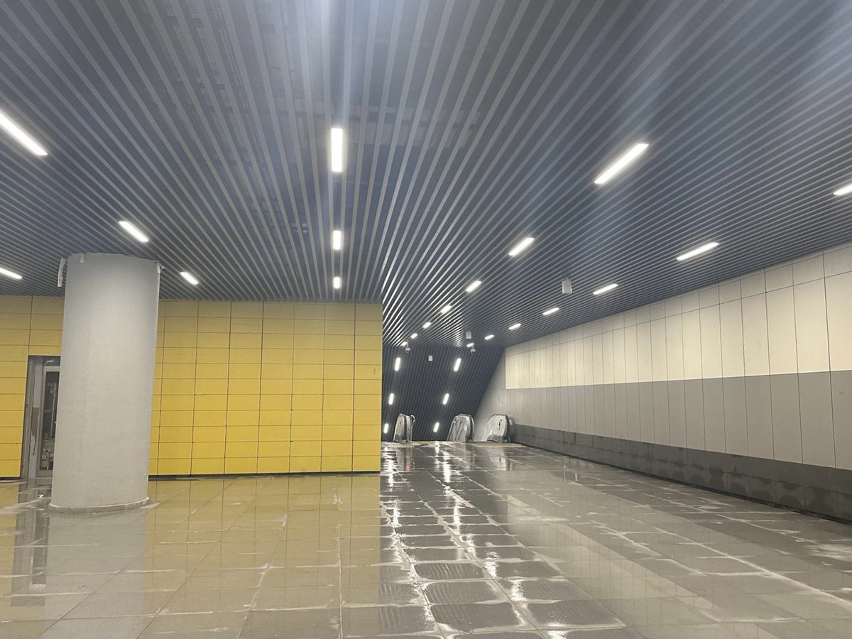 RAYLISISTEM_DB's tweet photo. Ataköy-İkitelli Metro Hattının son istasyonu Mimar Sinan İstasyonundaki çalışmaları yerinde inceledik.

Ağustos ayında açılışı yapılacak olan istasyonumuzda test ve devreye alma çalışmaları devam etmektedir. 
#16MilyonİçinÇalışıyoruz  🚇
@istanbulbld @IBBcozummerkezi 
#Ataköy #İkitelli #Metro