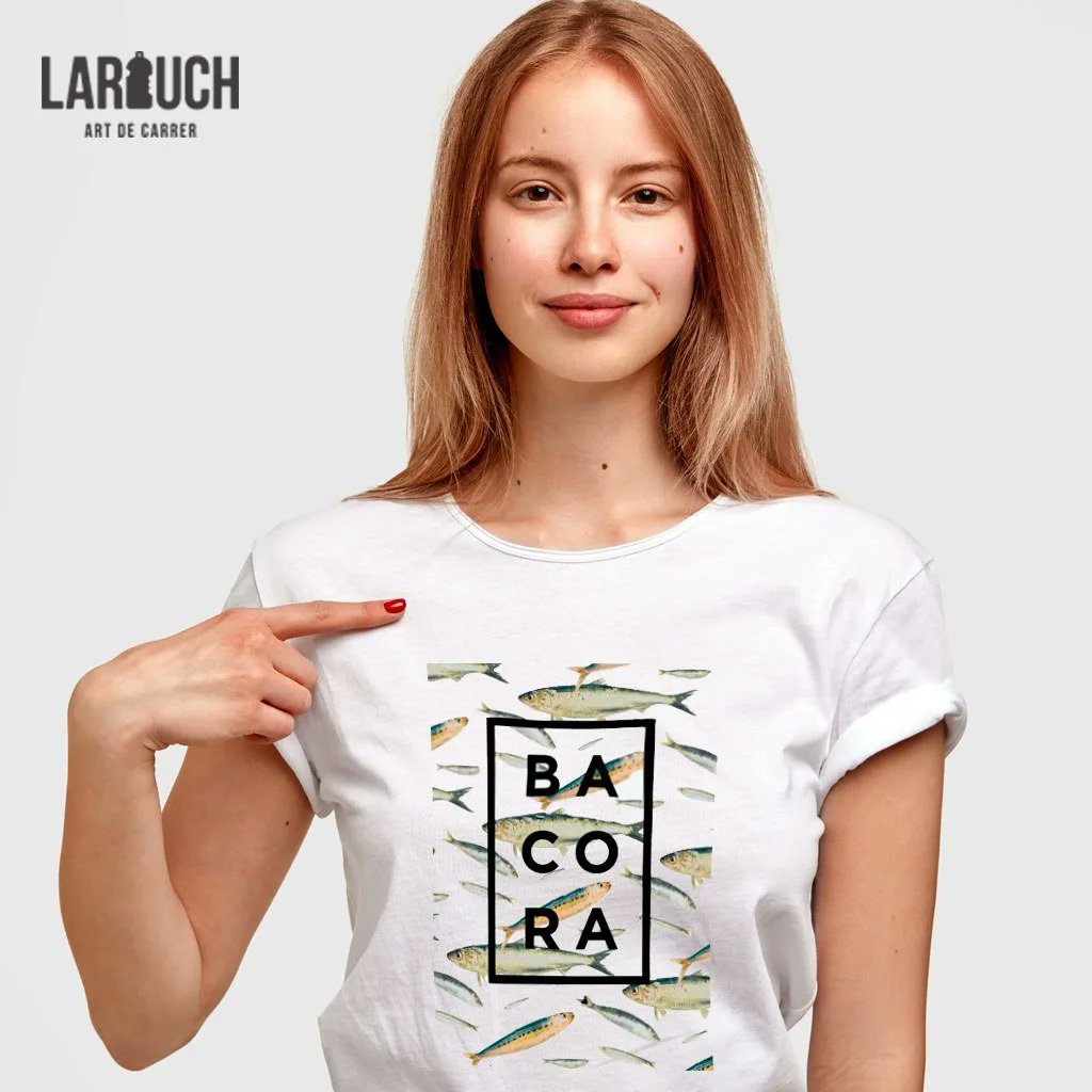 Larouchart's tweet photo. Aneu per l'ombra bacoretes, que comencem festes!! Bon cap de setmana a tot@s! #Larouch #Bacora #Bajoca #ArtDeCarrer https://t.co/5ZUaNmFqZc