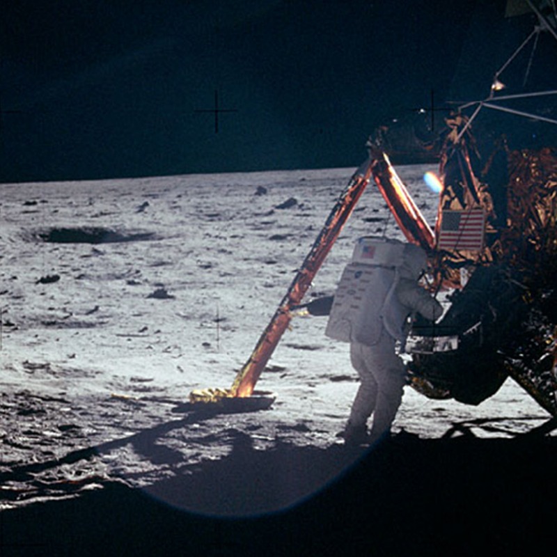 LifeAtPurdue's tweet photo. “That’s one small step for a man, one giant leap for mankind.” 🚀 

@PurdueAeroAstro alumnus Neil Armstrong became the first person to set foot on the moon on July 20, 1969. 🌕 

See more of the Apollo 11 mission and learn about Armstrong’s legacy at #Purdue. ⬇️