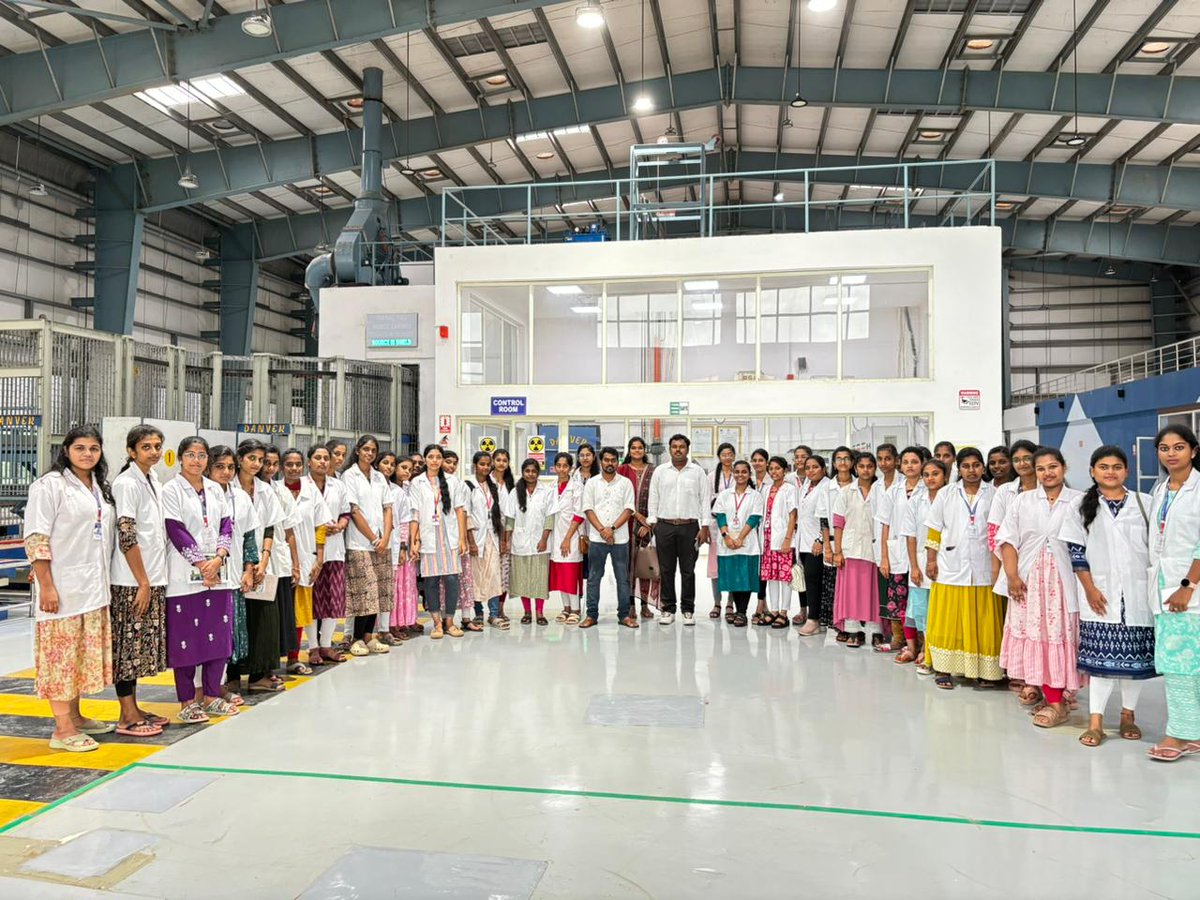 ibsc_skill's tweet photo. Today, the Pharma students of @svcp97 embarked on a transformative journey at @AP_MedTechZone, connecting the dots between classroom learning and industrial realities, and gaining invaluable hands-on experience.

#AMTZ #MedTechZone #HealthTech #PharmaExcellence #MedTechInnovation https://t.co/afMZkoqVLu