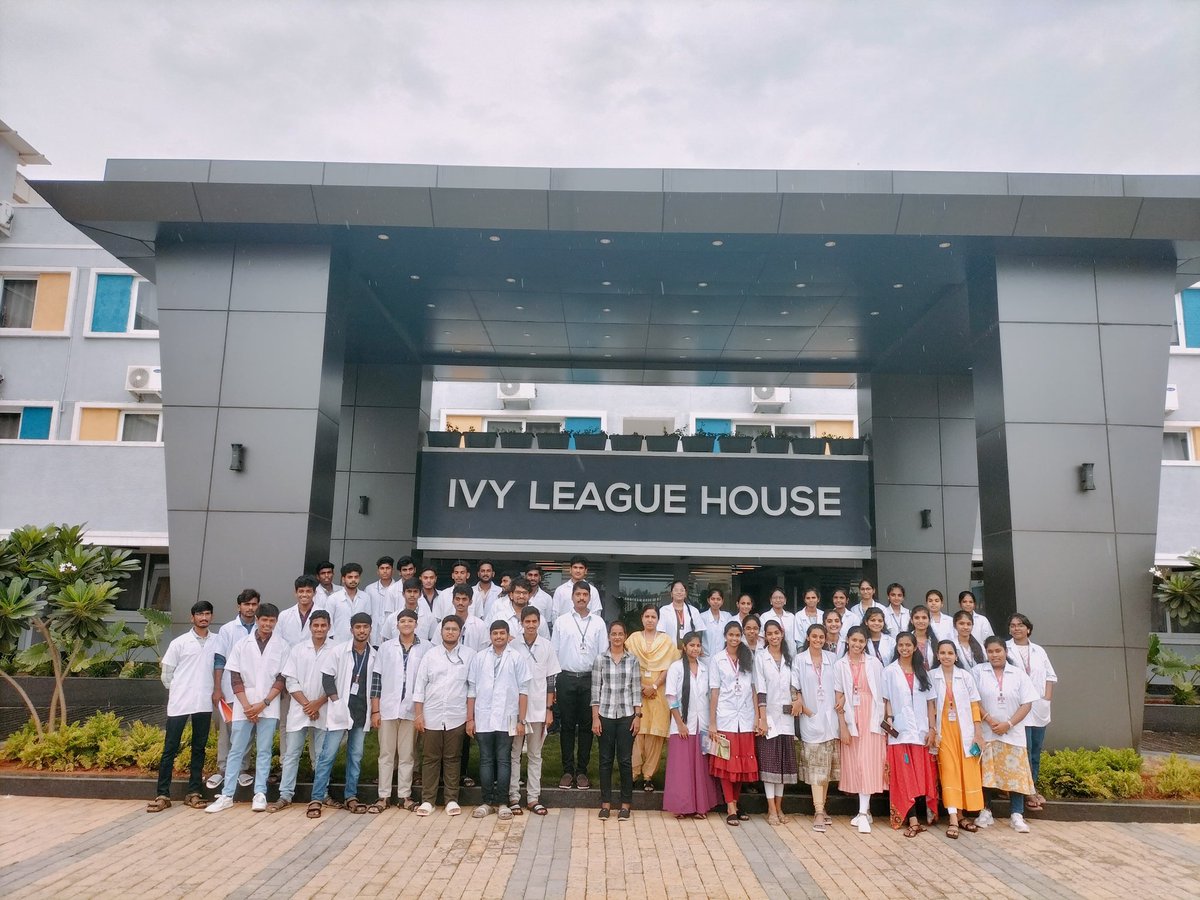 ibsc_skill's tweet photo. Today, the Pharma students of @svcp97 embarked on a transformative journey at @AP_MedTechZone, connecting the dots between classroom learning and industrial realities, and gaining invaluable hands-on experience.

#AMTZ #MedTechZone #HealthTech #PharmaExcellence #MedTechInnovation https://t.co/afMZkoqVLu