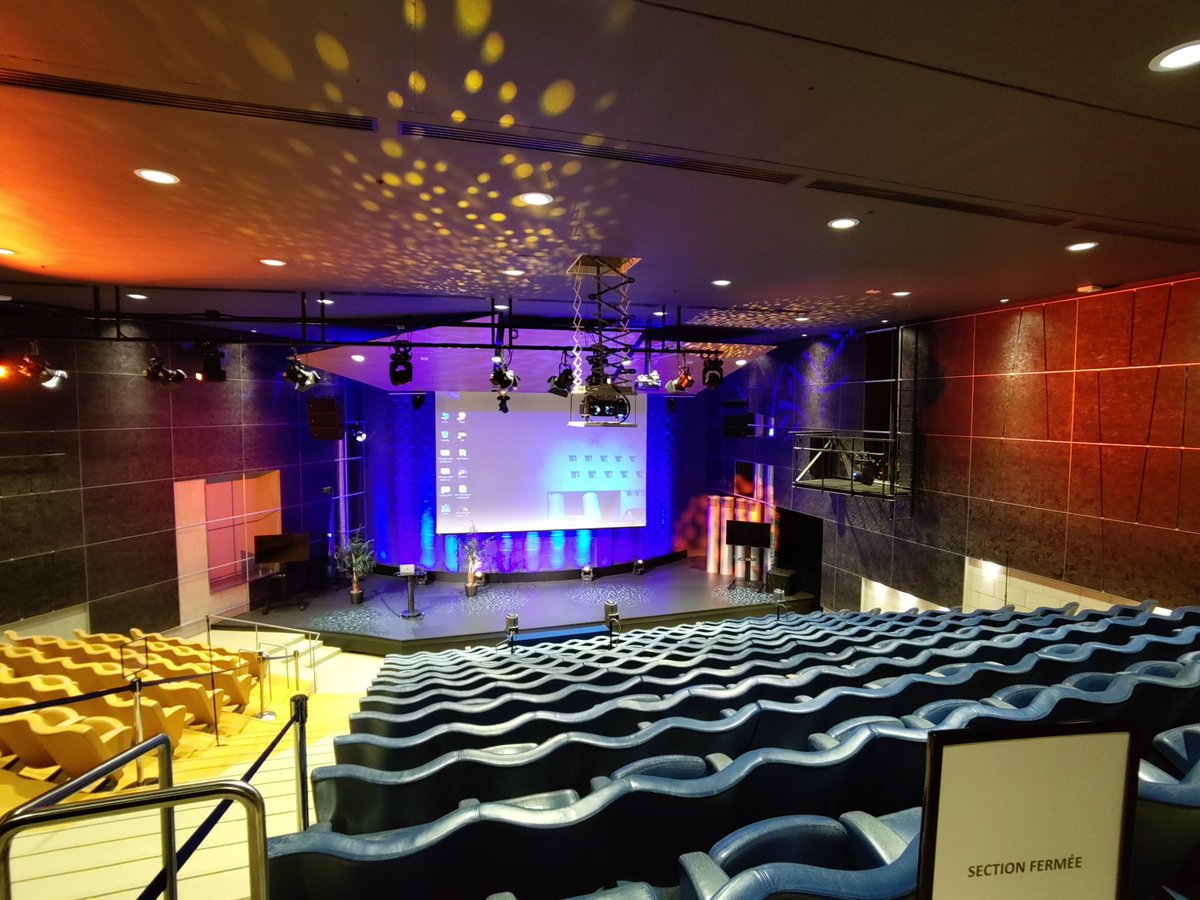 <a href="/JuMPjl/">JuMP</a> is starting, thanks HEC Montréal for the very cool room !