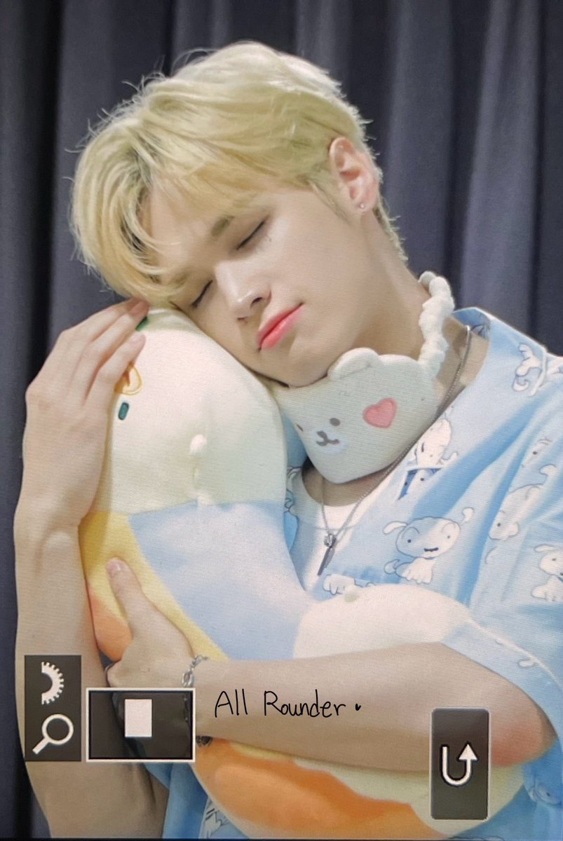 Jay_All_Rounder's tweet photo. 240719 후즈팬 #제이

#제이창 #Jaychang #비디유 #BDU https://t.co/MmAxlYkJvT