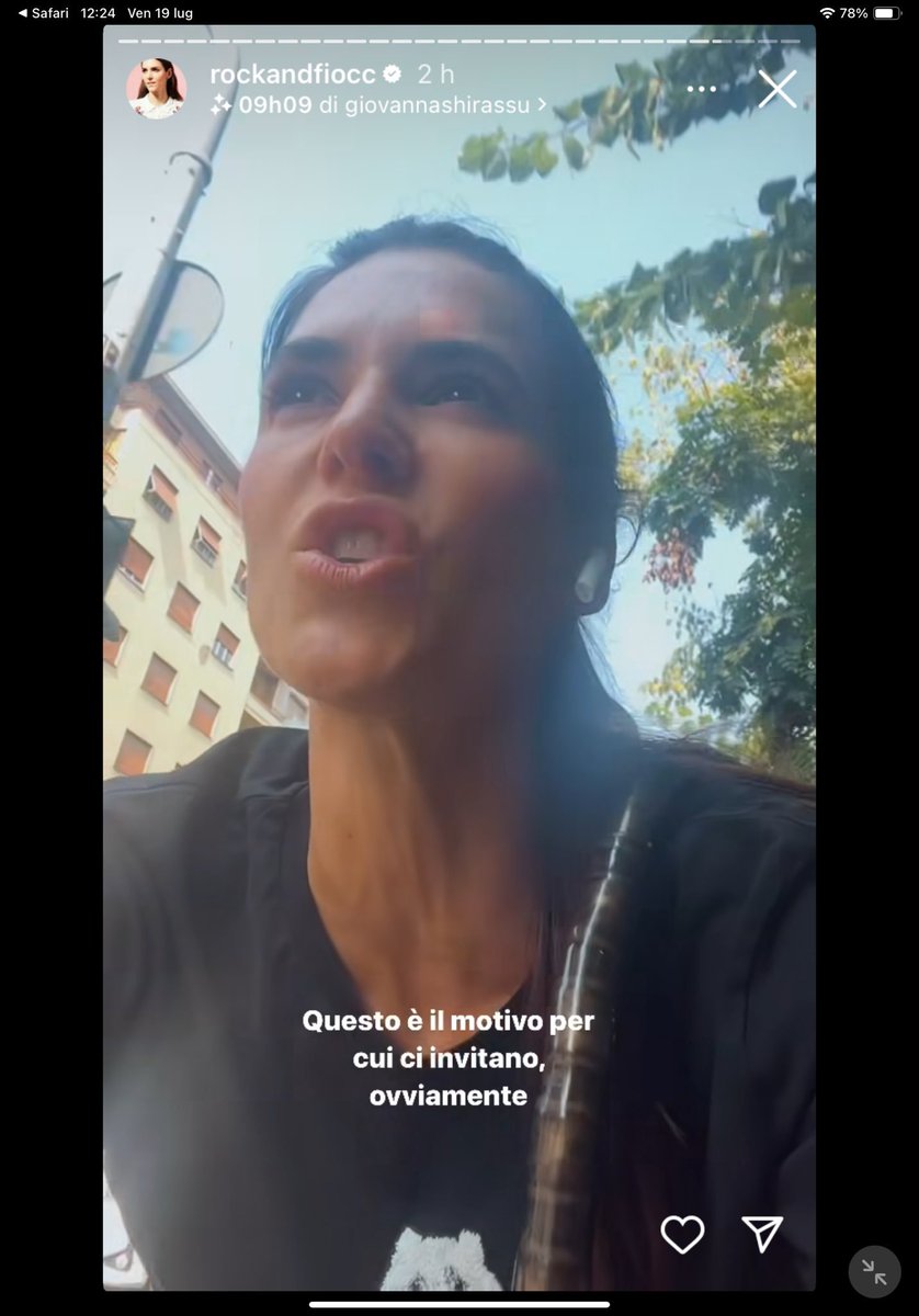 Jes912's tweet photo. Invece che parlare di "invidia" comincia a metterti nell'ottica di pensare che presto anche tu dovrai andare a lavorare per davvero e pagarti le vacanze di tasca tua.
Fidati.
#influcirco https://t.co/sjj0CDLqOw
