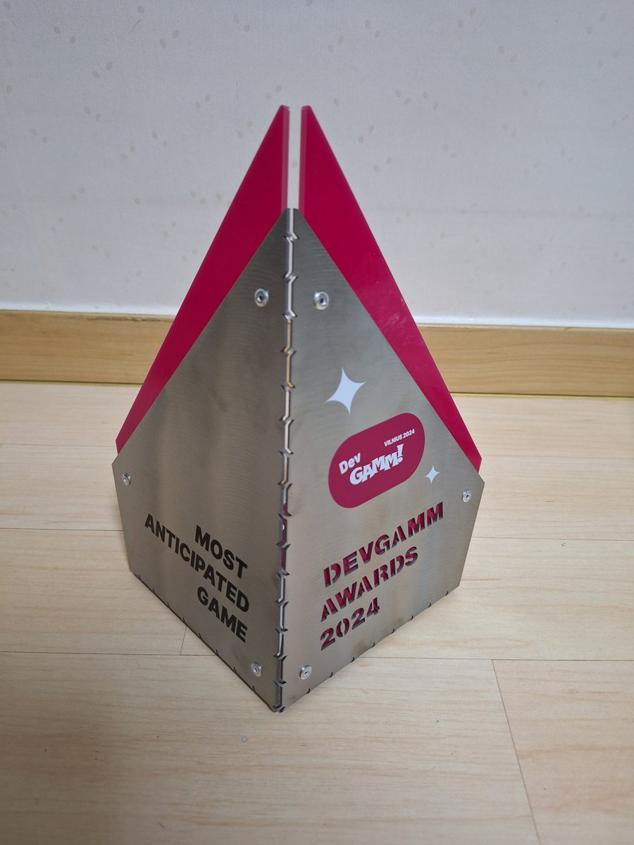 MorningBirdCDN's tweet photo. 상 받았어요! 🎉
묵직한 무게만큼이나 영광의 트로피이네요

2024 DevGAMM Awards Winner!
해외 게임쇼에서 상을 2개 동시에 받았어요
더 열심히 게임 만들겠습니다 ❤️

#DevGAMM #Awards #Winner #게임상수상 #상받았어요 #트로피 https://t.co/STAZgVtLxP