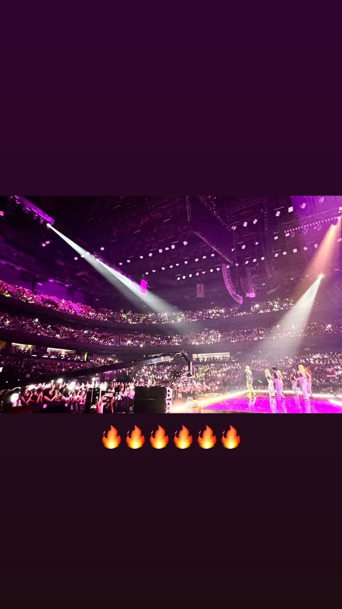 knockknock0408's tweet photo. CHANYEOL ins https://t.co/fn9XSrwxpv