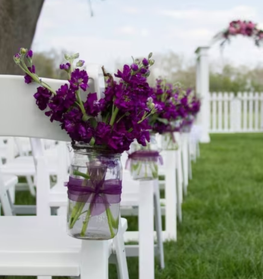 Raimondis's tweet photo. Do you want to start looking for the florals that will bring your wedding to life, but aren’t sure where to start? Book a free consultation through our website to get the easy run-down of all your options, and to begin picking all your favorite styles! https://t.co/aGweirOrDf https://t.co/idUON84NEc