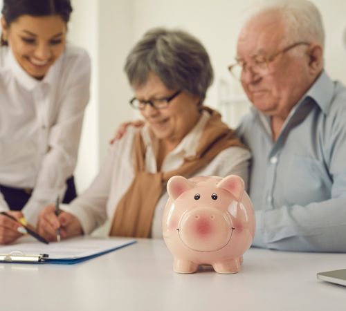 Retirees explore the benefits of life insurance in retirement. From covering expenses to providing for your loved ones we ensure peace of mind for your golden years. #RetirementPlanning #LifeInsurance