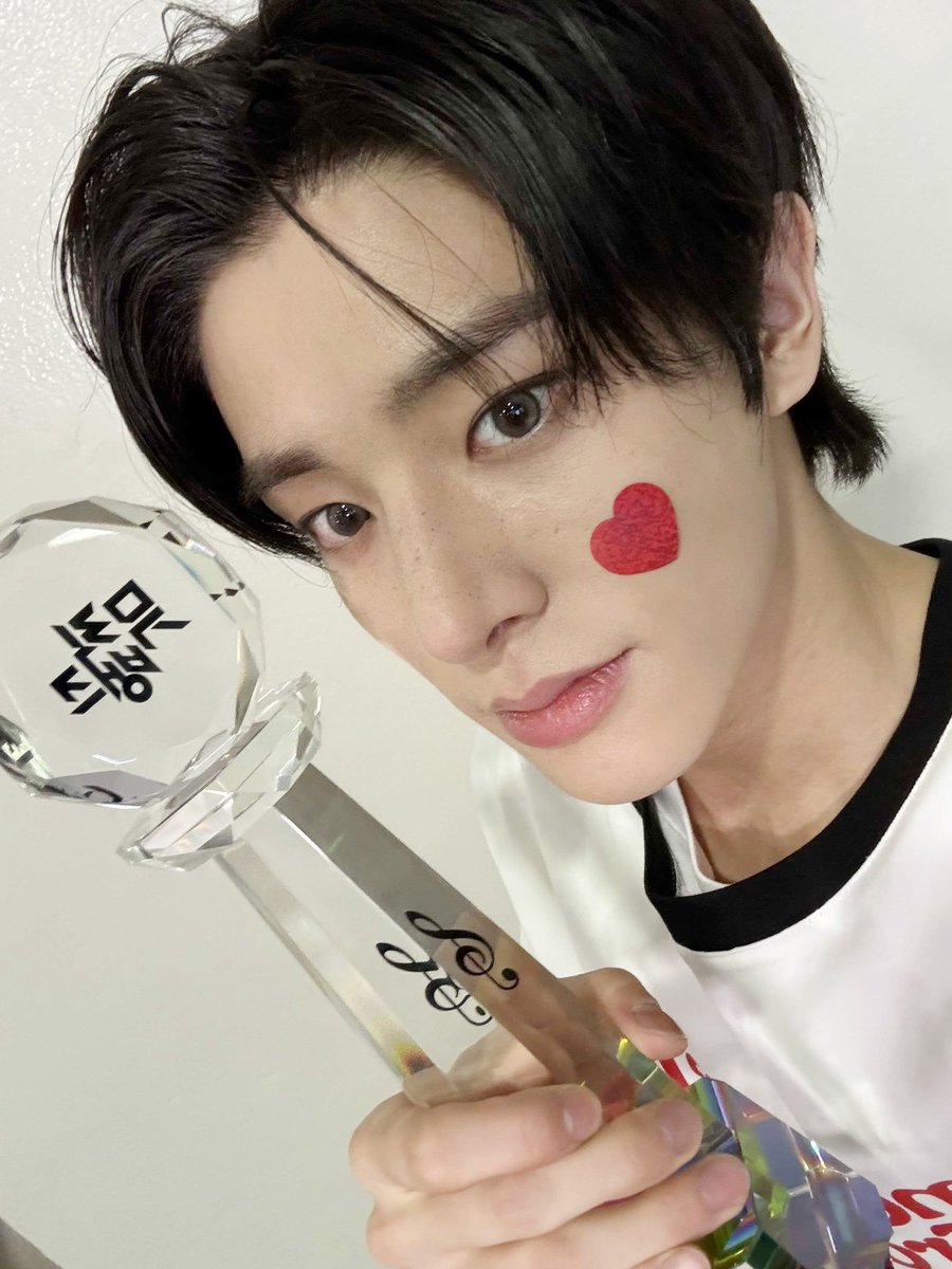 ENHYPEN WEVERSE tweet media