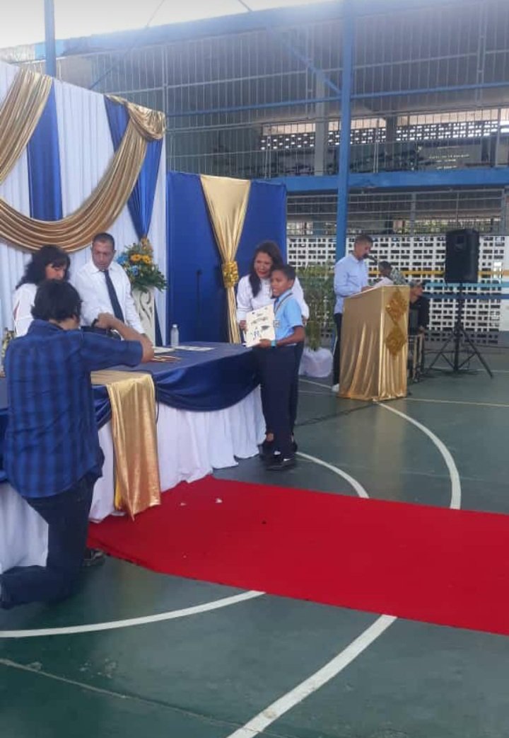 CDCEInfante's tweet photo. Algunas imagenes de lo que fue el acto de grado 2023-2024 de E.B.N.B. Carlos José Bello de Valle de la Pascua.
#6to
#PuebloVictorioso
@_LaAvanzadora
@NicolasMaduro https://t.co/mAtgB5Hw38