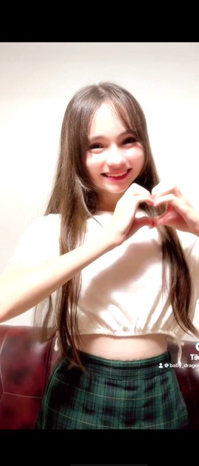 Twitterのコスプレ画像16