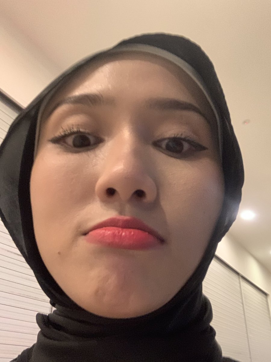hanibeeu's tweet photo. love ya warna lipstick maybelline ni pink2 ayu https://t.co/kVYoBi6RfX