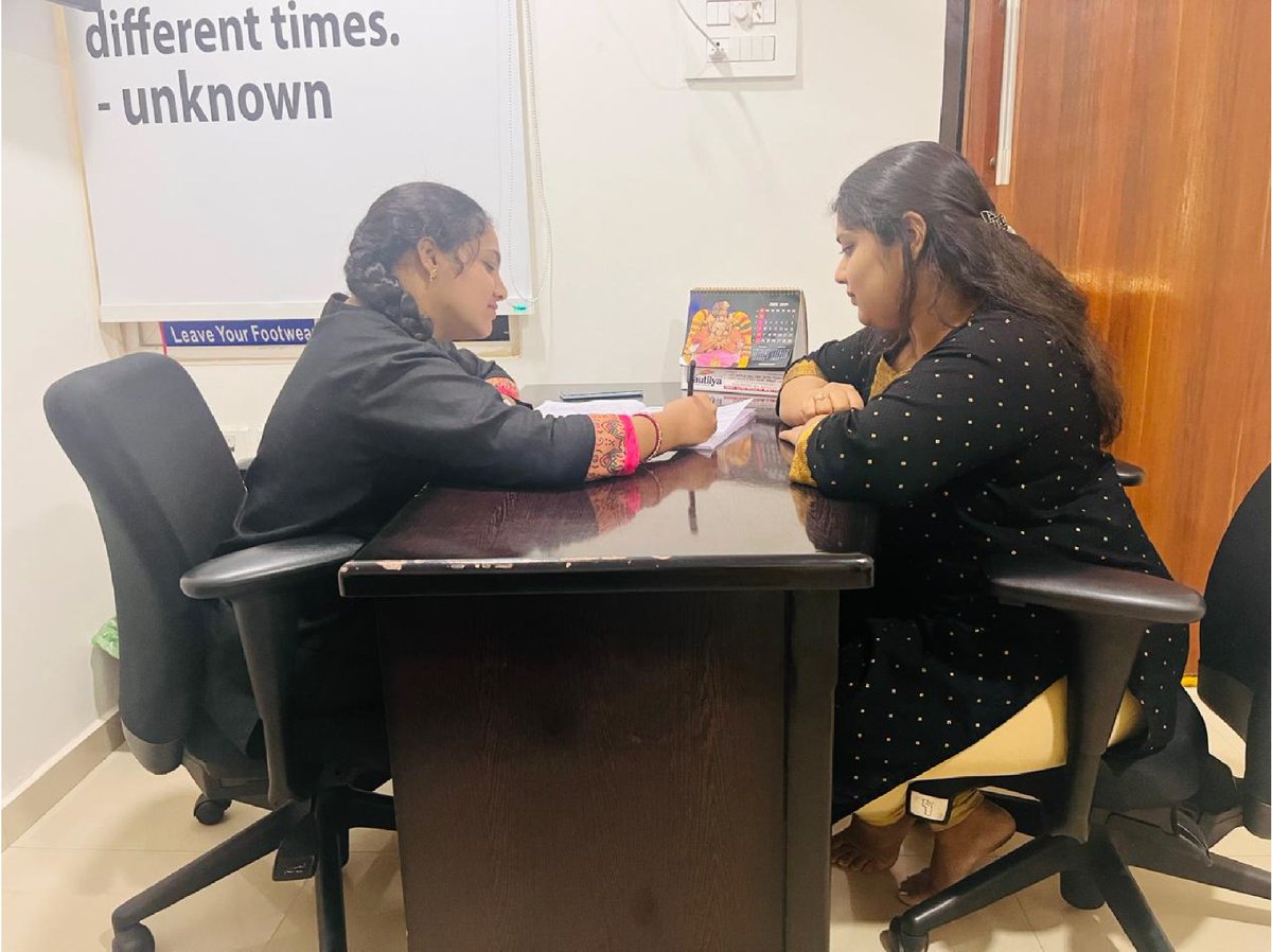 Youth2047's tweet photo. Youth of India Foundation came together with Microsoft in donating 75 ergonomic chairs to Government institutions, enhancing health and educational productivity in underserved regions. #youth2047 #CommunitySupport #makingadifference #collaborationforgood #creatingimpact #society https://t.co/zIsM69o2mf