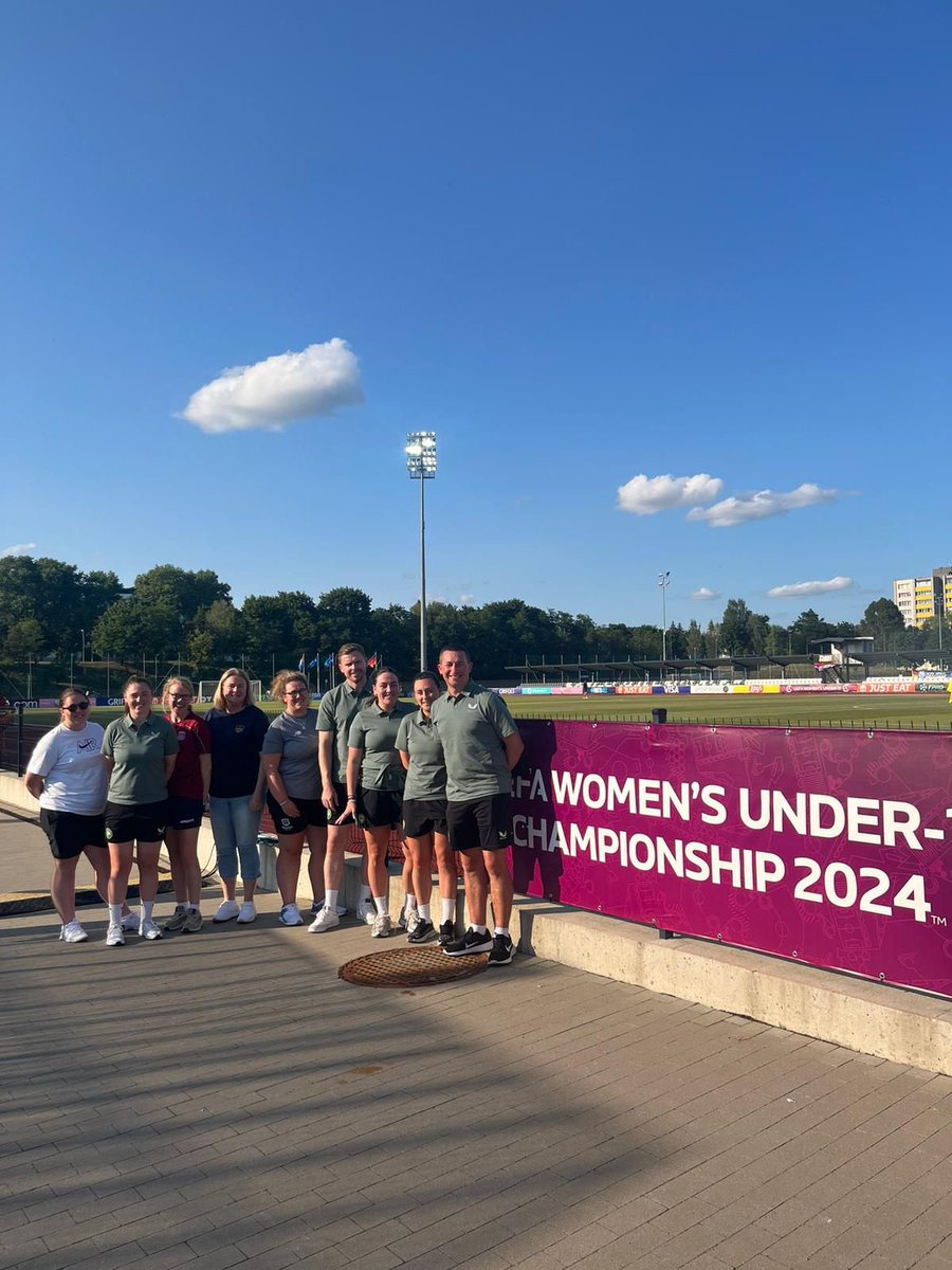 Tom_Elmes's tweet image. Great experience to be able to tutor some of our @FAICoachDev women’s coaches with their analysis tasks at the  @UEFA WU19 Euros Finals in Lithuania

Well done to all involved ⚽️ 👩🏼‍🎓

#realitybasedlearning
#UEFAcoaching