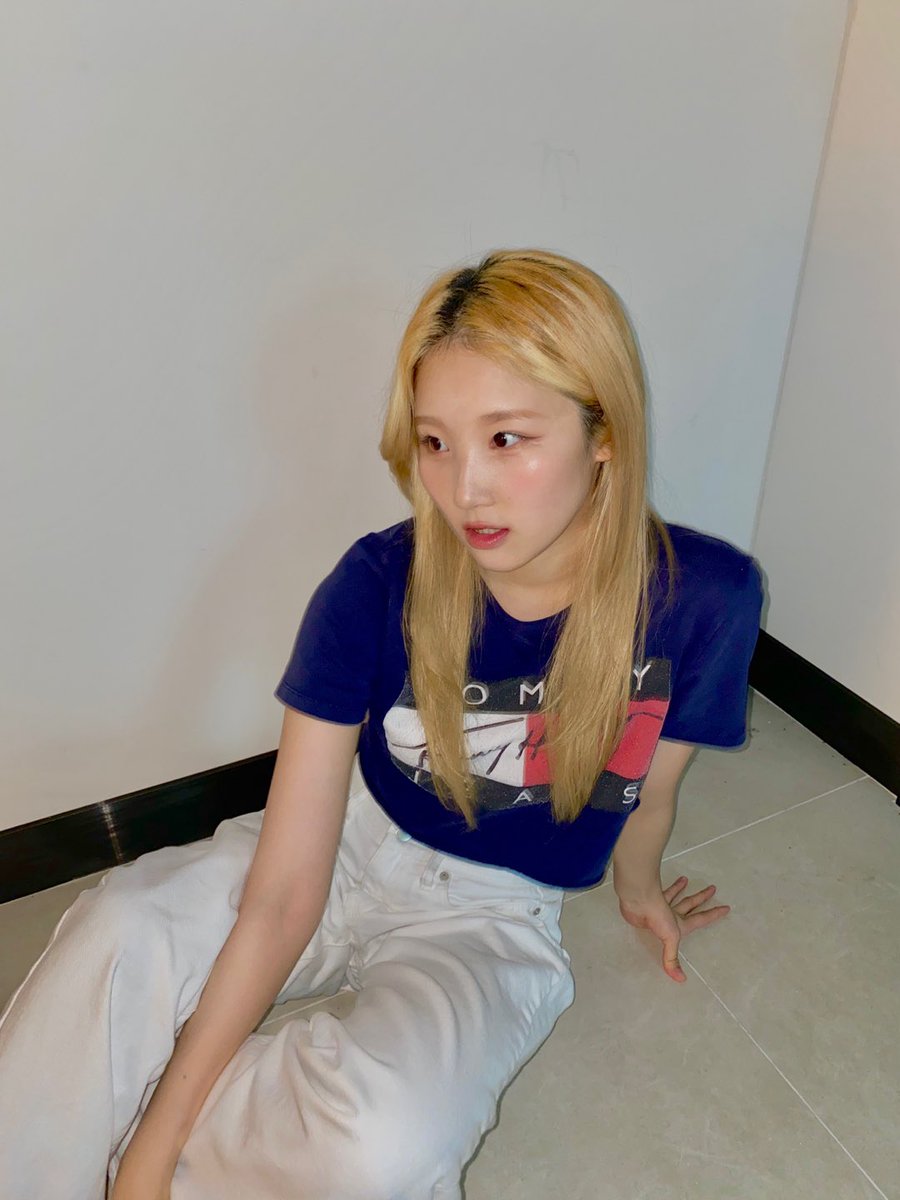 Lapillus_twt's tweet photo. 덥다 더워….🍦🥤🥵
하지만…! 온도 너무 낮게 해서 에어컨 켜면 
몸에 안 좋으니까🥺
샤워 시원하게 하고 오늘 잠 잘자요😚

🫧🍬✦◯ 🪼⋆.ೃ࿔*:･   ૮₍｡´ᴖ ˔ ᴖ`｡₎ა🃜🃚🃖🃁🂭🂺🃜🃚🃖🃁🂭🂺

#Lapillus #라필루스 #Shana #샤나 https://t.co/YfwkWpqSky