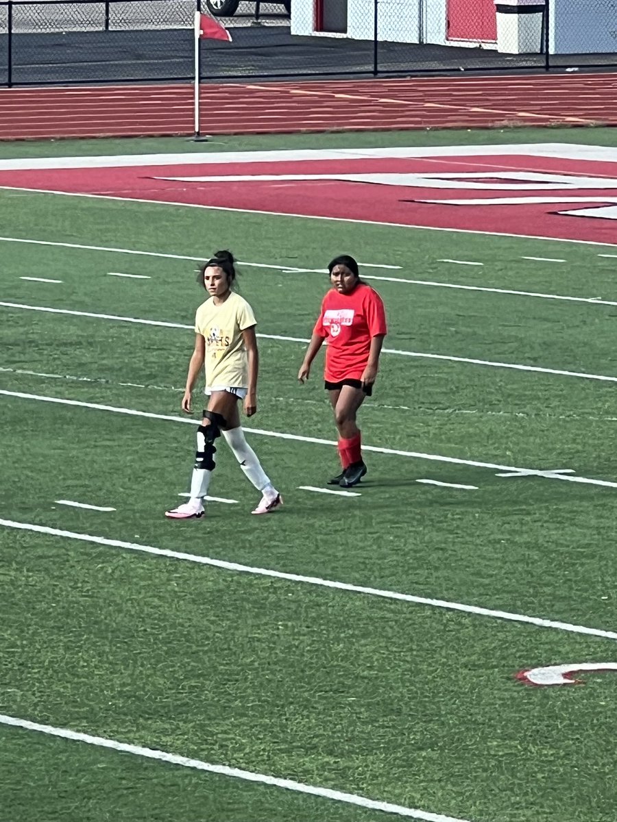 MikaylaTolbert's tweet photo. What an amazing 1st game back since Injury last September. My team and I worked hard I was able to get a few in the back of the net and some great assist. The support of my team and our hard worked really showed @TuWnsSoccer @ImYouthSoccer @ohioelite https://t.co/n4NS9cw3JS