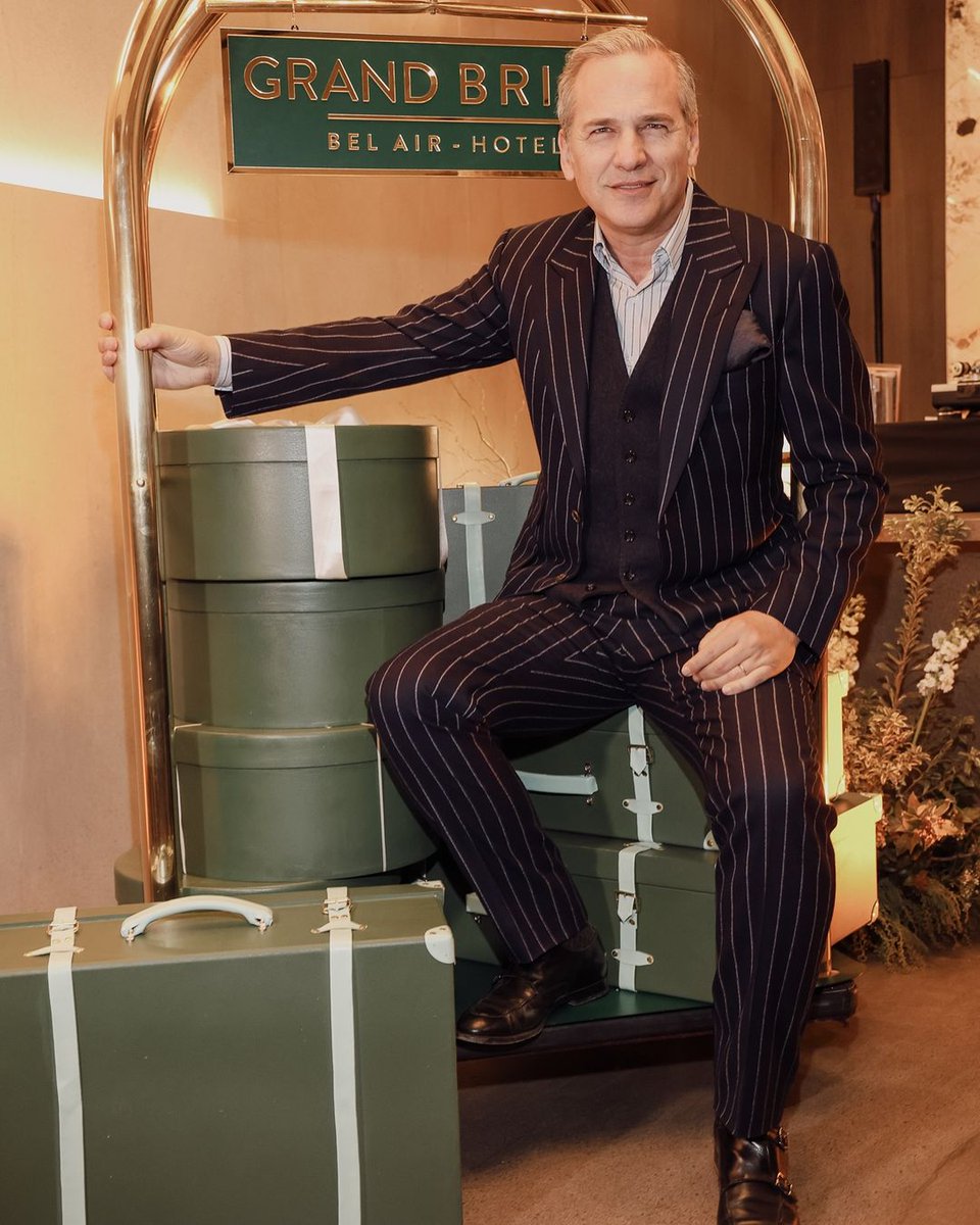 Alvarez Argüelles Hoteles tweet media