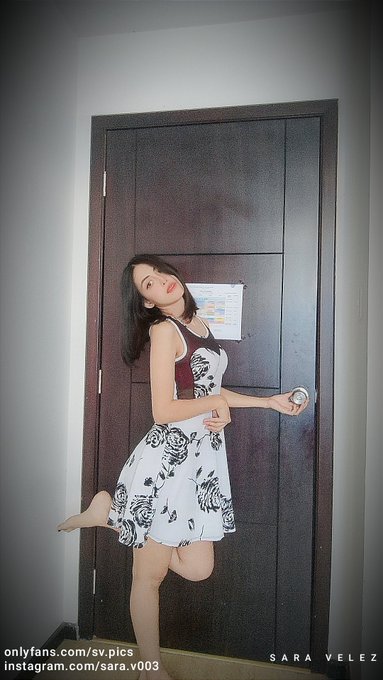 Con vestido o sin vestido? Comenta o cita... Gracias...!!! https://t.co/NmiaqjOPFL