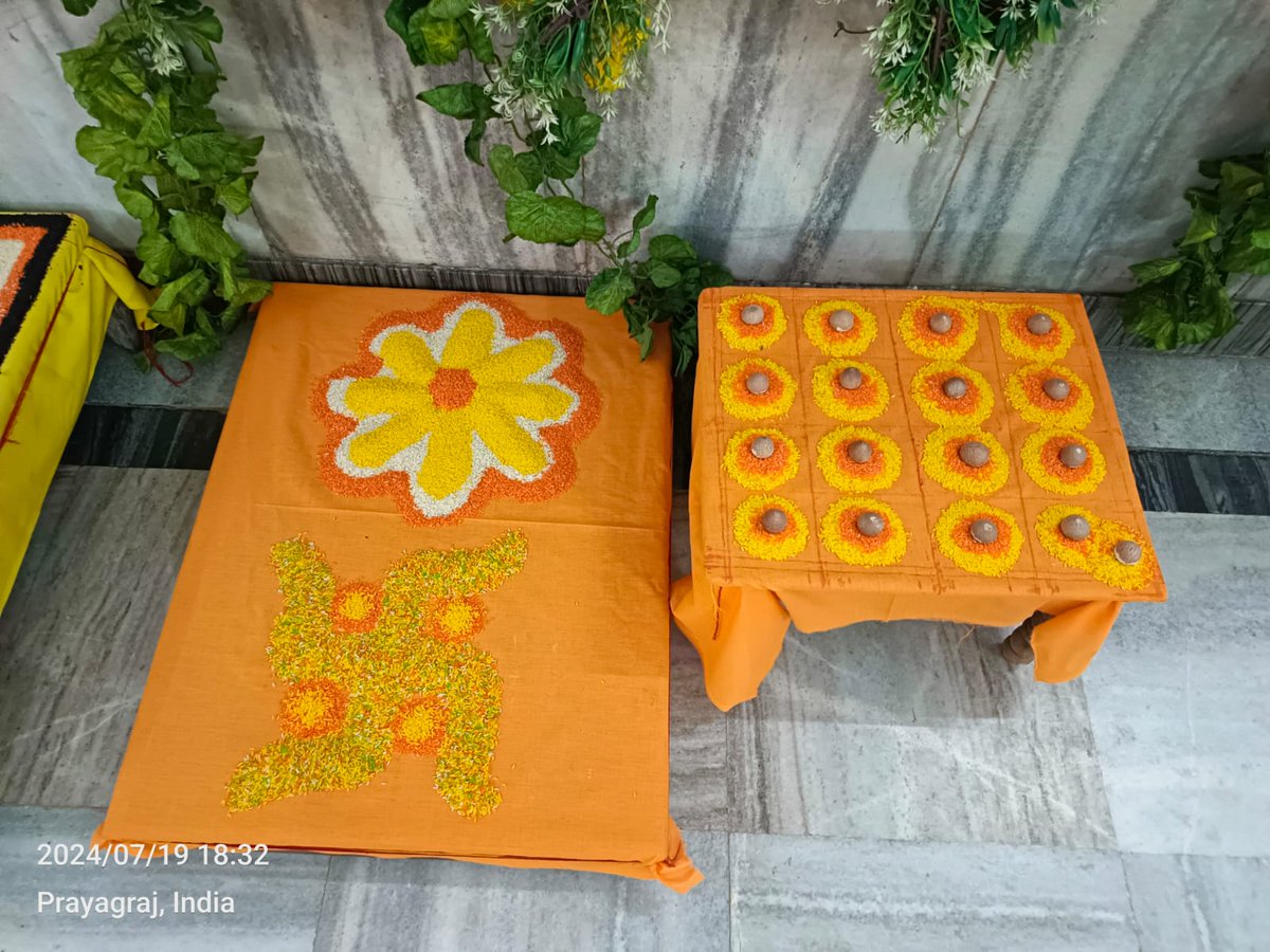 पुरोहित विषय में वेदी निर्माण के प्रायोगिक प्रशिक्षण में वैदिक छात्रों द्वारा कार्यशाला में सुंदर ढंग से किया गया वेदी निर्माण 
<a href="/MSDESkillIndia/">Skill India</a> 
<a href="/msrvvpujn/">MSRVVP</a> 
<a href="/jayantrld/">Jayant Singh</a> <a href="/dpradhanbjp/">Dharmendra Pradhan</a> <a href="/EduMinOfIndia/">Ministry of Education</a>