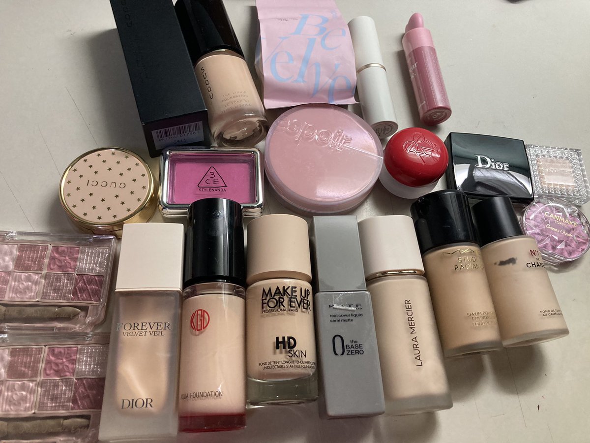 ส่งต่อเครื่องสำอางเคาน์เตอร์แบนมือหนึ่งมือสอง ปล่อยราคาเทๆ รี+ปัก ส่งฟรี

ลงพรุ่งนี้ตอนสองทุ่ม

#ส่งต่อคสอ #ส่งต่อเครื่องสำอาง #ส่งต่อคสอมือสอง #ส่งต่อเครื่องสําอางมือสอง #ส่งต่อเสื้อผ้า #ส่งต่อเสื้อผ้ามือสอง #ส่งต่อสกินแคร์ #ส่งต่อสกินแคร์มือสอง