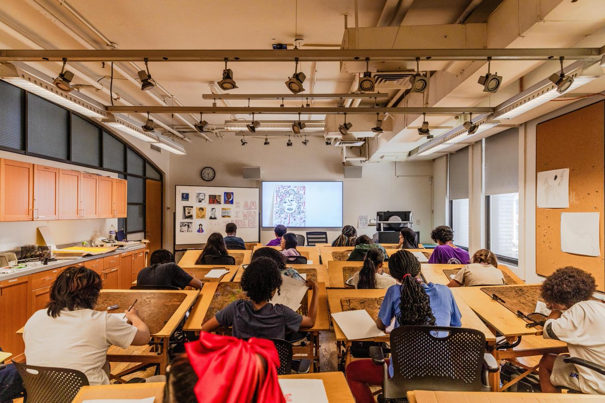 nyuniversity's tweet photo. Spotted on campus: 50+ rising 8th and 9th graders from NYC public schools got a chance to work with @NYUTischSchool film faculty on self-portraits—in photography, illustration, and audio last week as part of NYU’s College and Career Lab. https://t.co/EUjzBbW9iJ