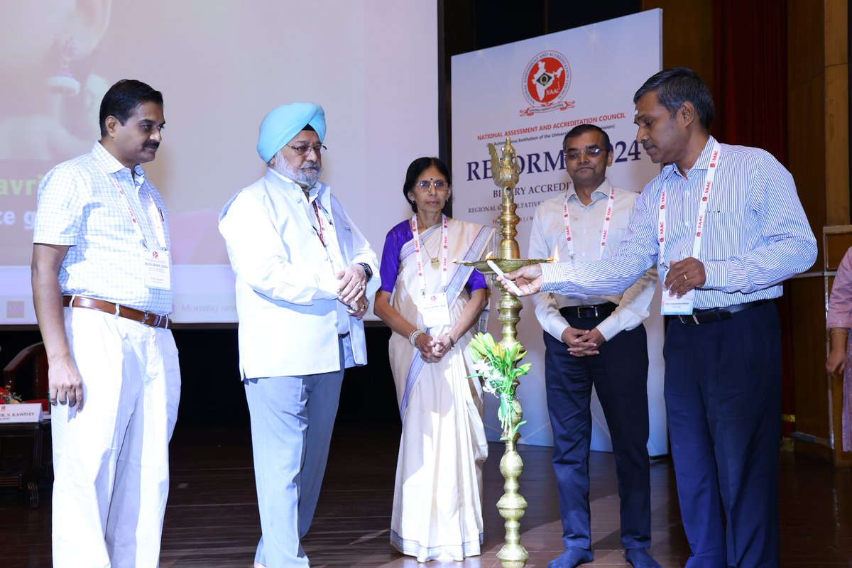 NAAC_India's tweet image. #NAACReforms - Southern Region Consultative Workshop was held on 16 July 2024 at IISc, Bengaluru. More than 900 participants from  Higher Education Institutions across the Southern Region ( Andhra Pradesh, Kerala, Karnataka, Telangana, Tamil Nadu and Puducherry) participated.