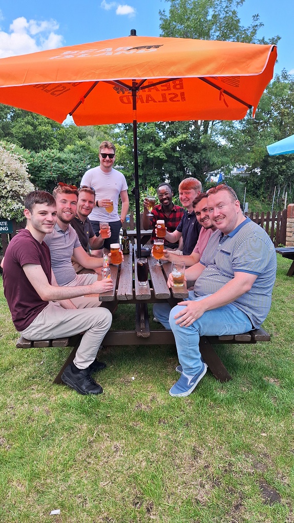 midgleysnelling's tweet photo. Celebrating exam passes and the glorious weather!
#exams #passed #AccountancyCareer #trainees #accountancy https://t.co/Hg7ZUamdfb