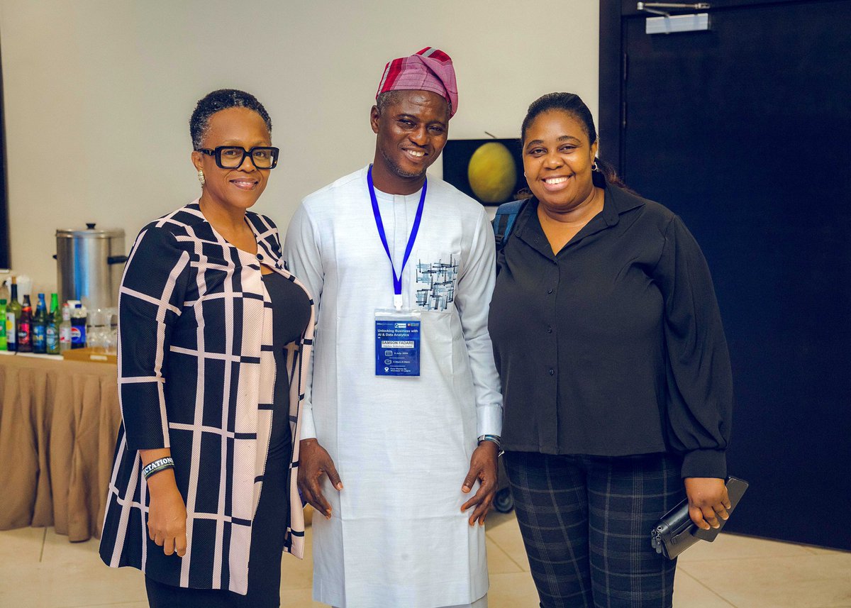 EdgebaseTech's tweet image. How we are entering into the weekend.😁

#edgebasetechnologies
#fridaymood
#edgebasepeople