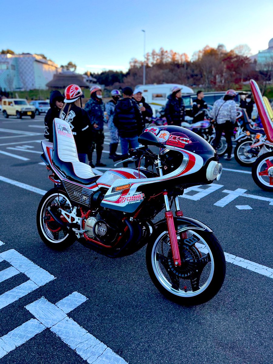 totobx400's tweet photo. HONDAの4発が最強異論ある？
#cbx400f #cbx #cbr400f #cbr  #山梨　#富士吉田　#サウンドギャング　#音輩 https://t.co/jdIEobDq2s
