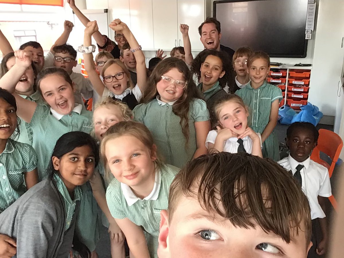 MrMolyneux's tweet photo. What a year! What an incredible class! Enjoy your well deserved Summer break Year 3! Thank you for an amazing year. ☀️😎🌈 #ParishPride @parishschool1 https://t.co/aomN405ZtZ