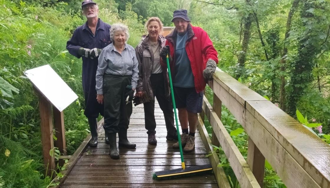 ComShares tweet media