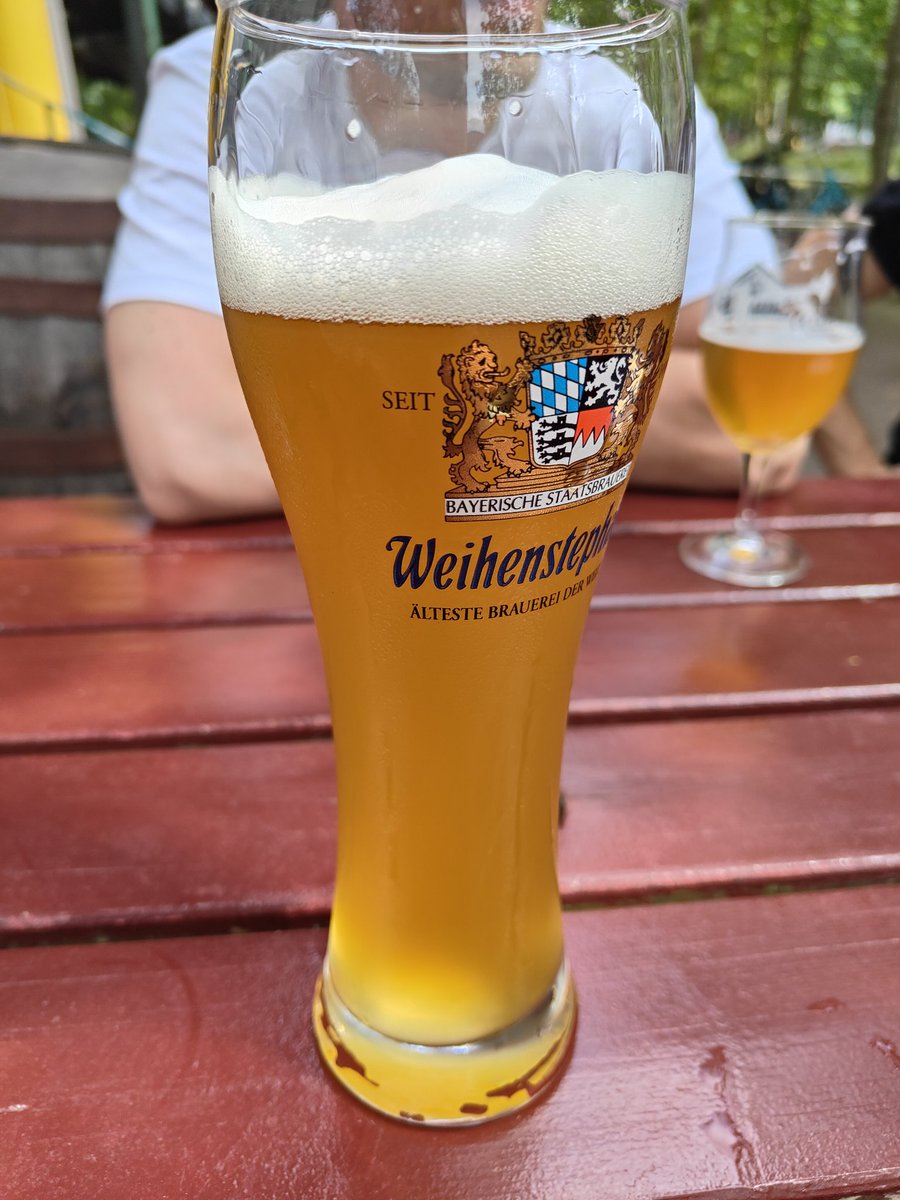Dave76XXX's tweet photo. Verkansieeeeeeeeee......lekker biertjes en zon....#veem #eindje #eindhoven https://t.co/hw6LBBPyWN