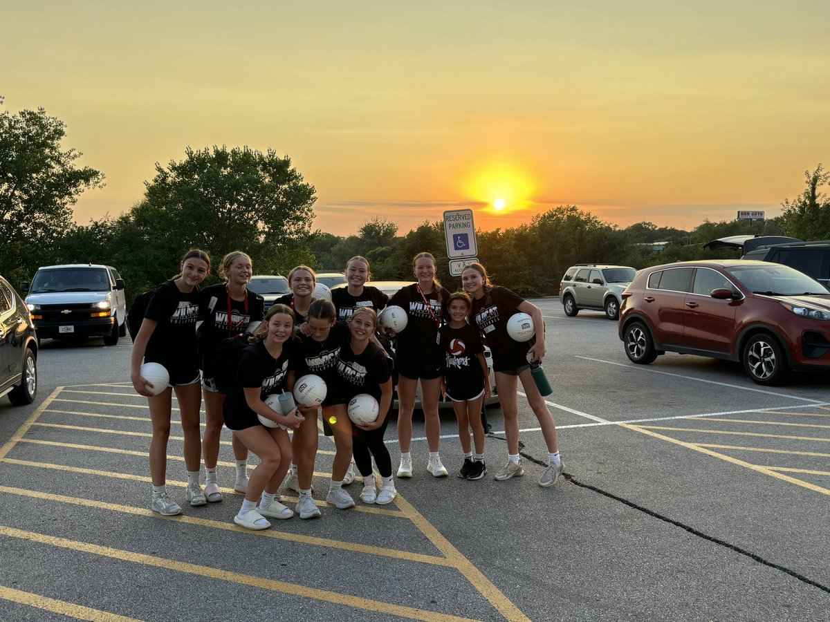 West Lyon Volleyball tweet media