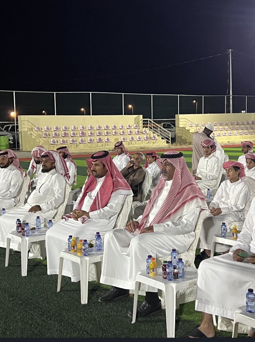 hamdah_2030's tweet photo. اليوم الاول من البرنامج الصيفي بمركز الحمضه بحضور رئيس مركز الحمضه أ/ سعد ملوح ابو جلبه ومرافقيه وأهالي المركز والقرى التابعة له 
#جمعية_التنمية_الاهلية_بالحمضه
#البرنامج_الصيفي
#عسير_تهول https://t.co/0BDeE6SFhw