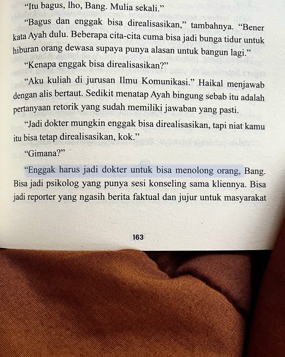 firdhanizihan's tweet photo. kalau gagal sedang datang, mungkin yang perlu diubah adalah jalannya—bukan tujuannya. https://t.co/4HFuHAA05T