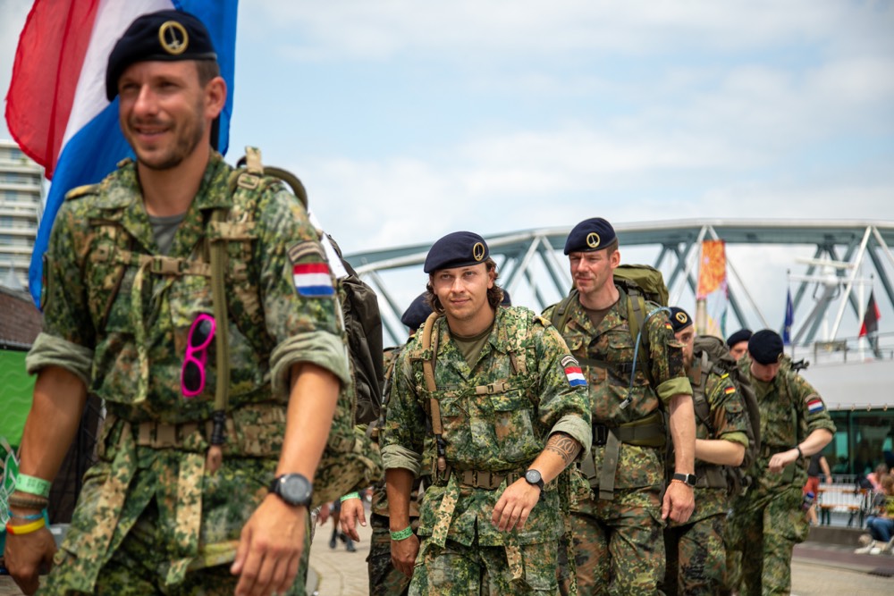 COM_1GNC's tweet image. Proud of the 1GNC soldiers for completing the #4DaysMarches of Nijmegen, many congratulations! Every participant finished strong, earning their well-deserved march medals. Together strong!💪🎖️ #1gnc #WalkOfTheWorld
