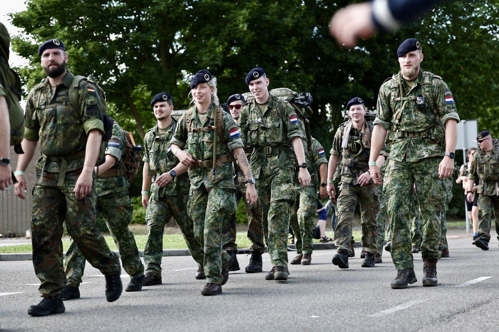 Proud of the 1GNC soldiers for completing the #4DaysMarches of Nijmegen, many congratulations! Every participant finished strong, earning their well-deserved march medals. Together strong!💪🎖️ #1gnc #WalkOfTheWorld