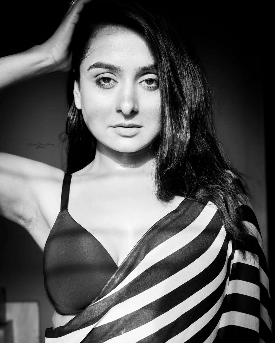 shuttervilla's tweet image. #priyankabanerjee