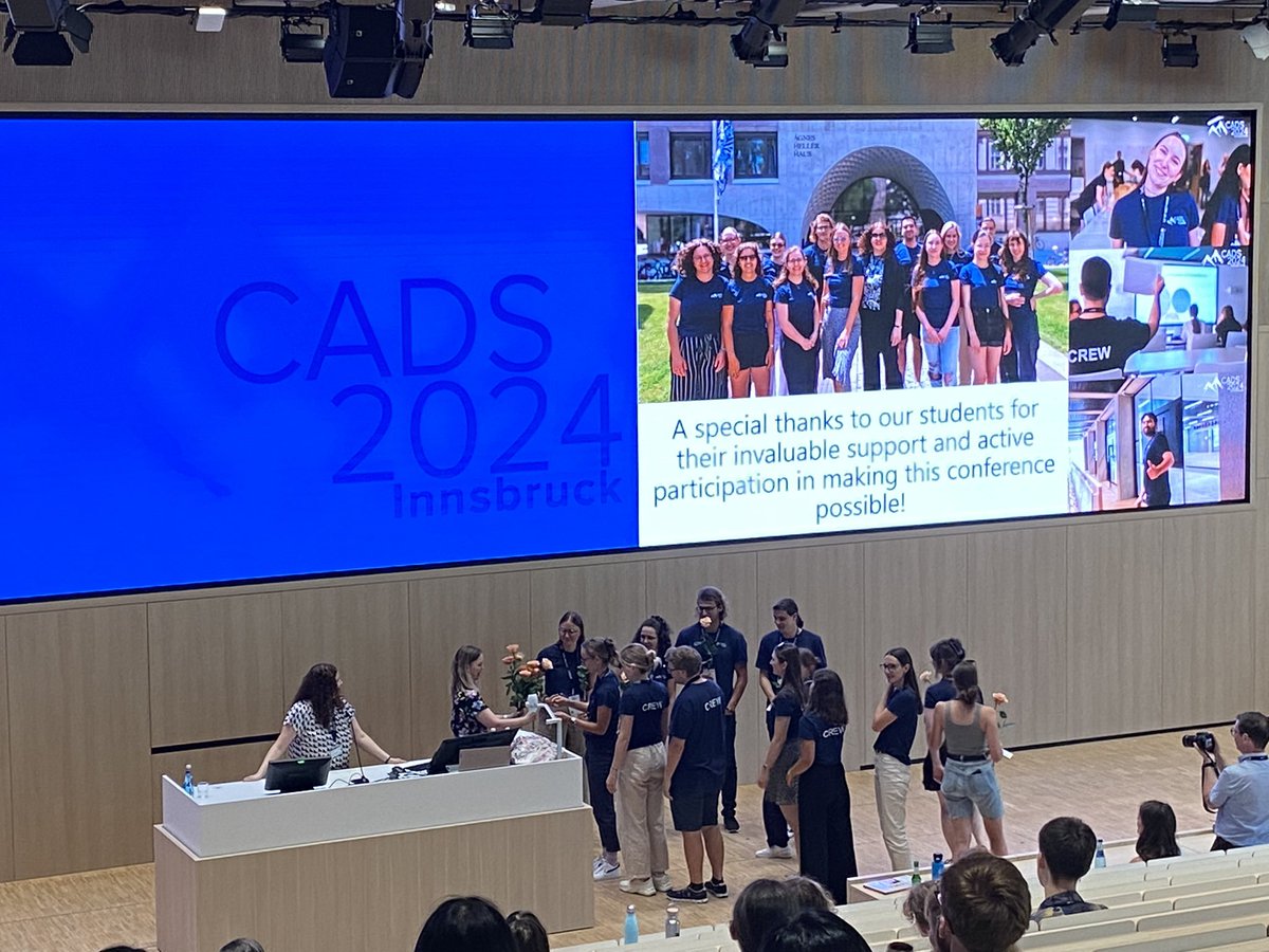 imamomir's tweet photo. Lovely moment: student assistant crew receiving roses 🌹 for their contribution at #CADS2024 conference! #cads2024 @uniinnsbruck 👍🏻💯 https://t.co/mfajoaz5Ko