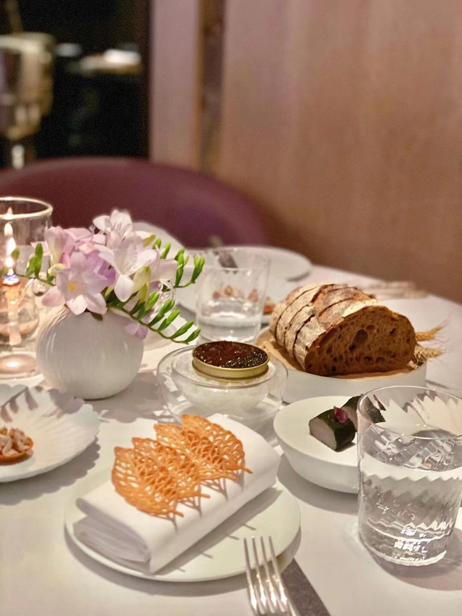 dhevy_ps's tweet photo. We are all Mi San and think it is not as delicious as Core
, but I think the presentation of the dishes and
the blind spot wine are quite delicious~
But after all, it is one of the most classic Mi San in the UK https://t.co/ykoUpjammC