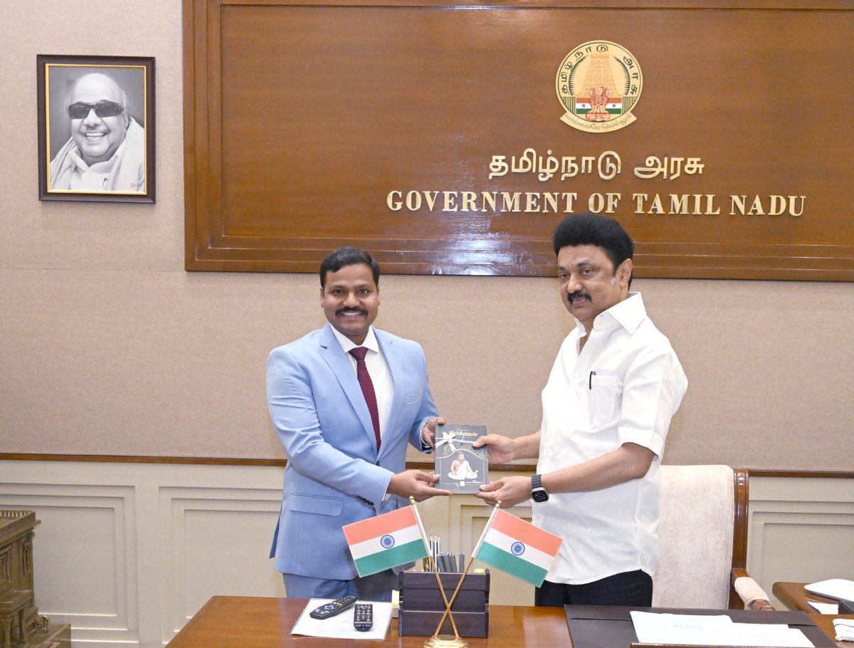 Veer_IAS's tweet photo. Honoured to Call on Hon’ble Chief Minister of Tamil Nadu and taking Charge as Secretary to Government of Tamil Nadu, Labour Welfare and Skill Development Today (19.07.2024).. https://t.co/cHTKnEVvHv