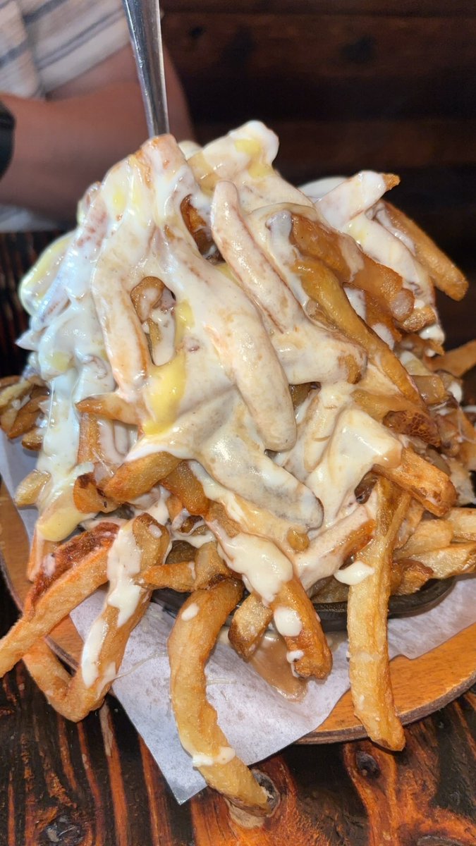 Supriya Khatri (@supriya_khatri1) on Twitter photo Three things I’ve learned from my first week as a radiology observer <a href="/MountSinaiDR/">Mount Sinai Radiology Residency</a>
1. It’s probably atelectasis 🩻
2. Celsius is the new coffee ☕️
3. Fantastic NYC food spots 🤤 Three things I’ve learned from my first week as a radiology observer <a href="/MountSinaiDR/">Mount Sinai Radiology Residency</a>
1. It’s probably atelectasis 🩻
2. Celsius is the new coffee ☕️
3. Fantastic NYC food spots 🤤
